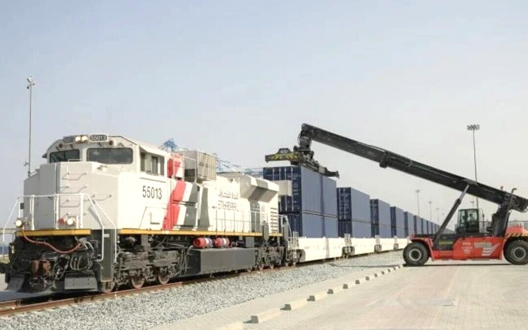 Etihad Rail Signs Landmark Deal to Solarize Ghuweifat Freight Terminal